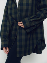 Завантажити фото у Галерею, Сорочка 612025