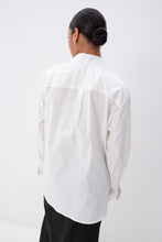 Завантажити фото у Галерею, Сорочка 22023