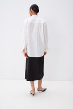 Завантажити фото у Галерею, Сорочка 22023