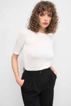 Завантажити фото у Галерею, Футболка 252022