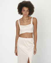 Завантажити фото у Галерею, Топ 72022