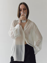 Завантажити фото у Галерею, Сорочка 102026
